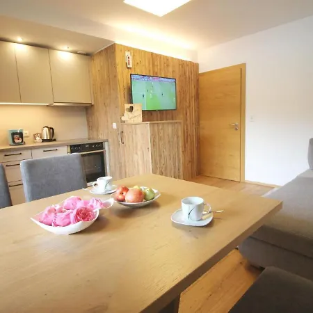 Spacious Holiday With A View Of Apartament Thiersee
